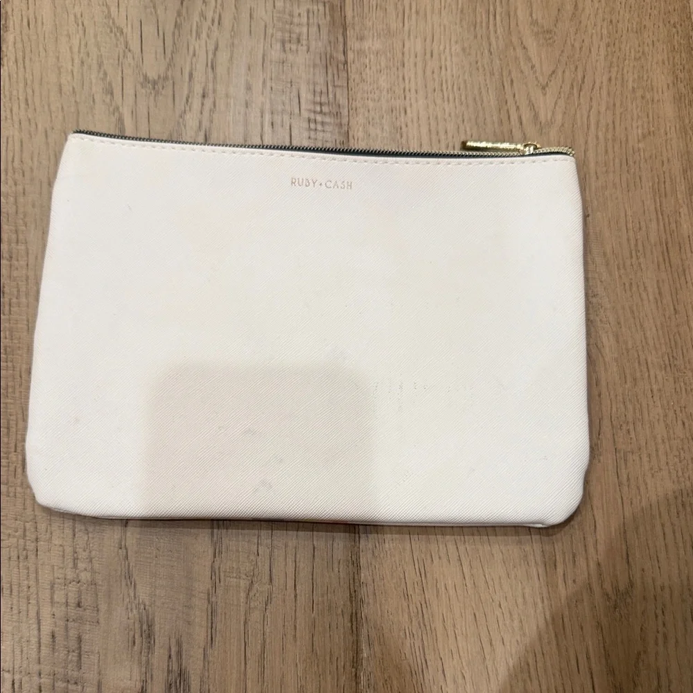 Insta-Glam White Pouch